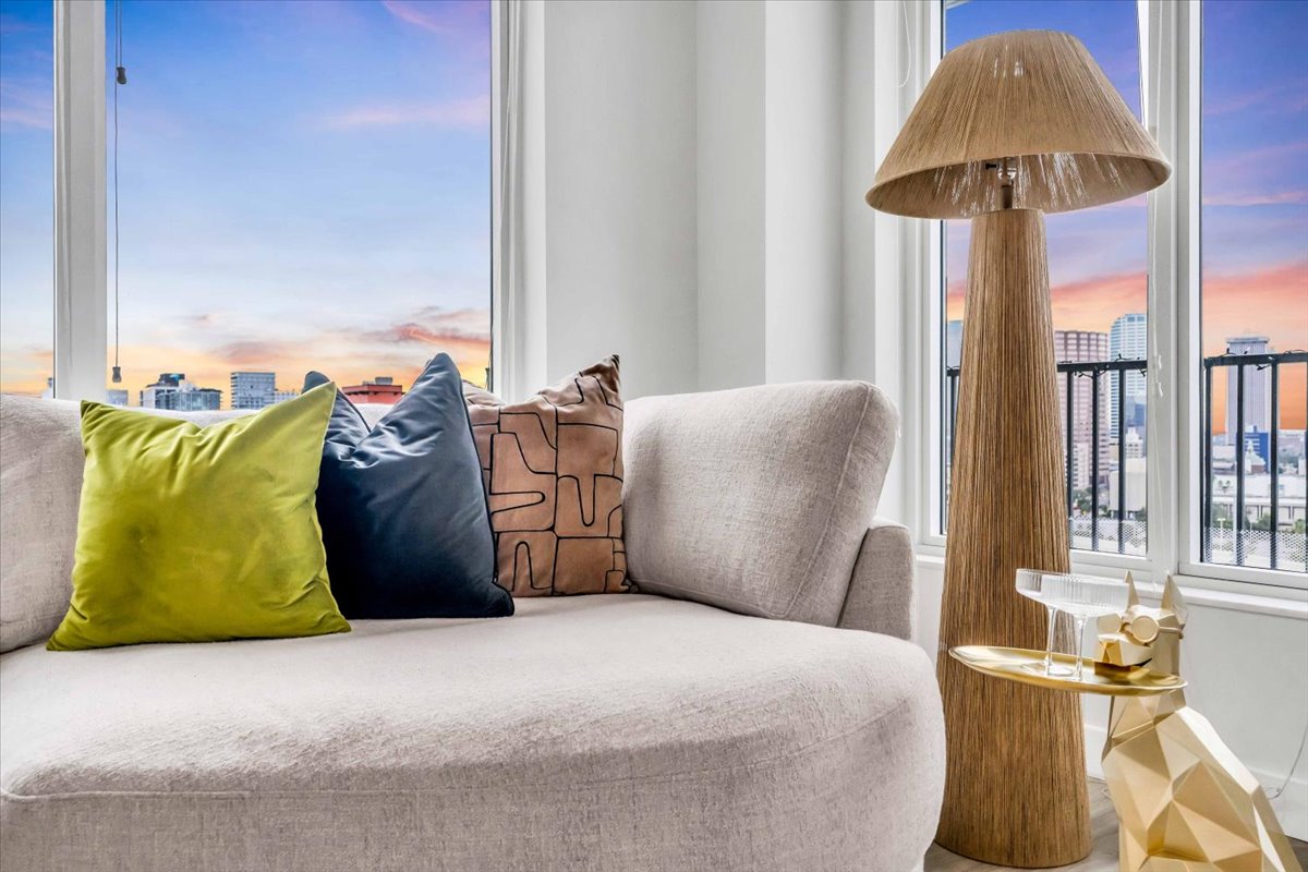 Channel Towers · interior view 11 of 21 · design by Laura Pinzón, Tampa FL