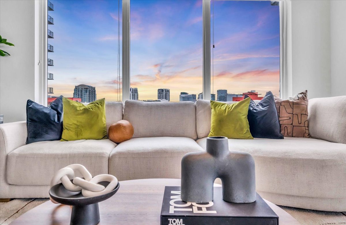 Channel Towers · interior view 12 of 21 · design by Laura Pinzón, Tampa FL