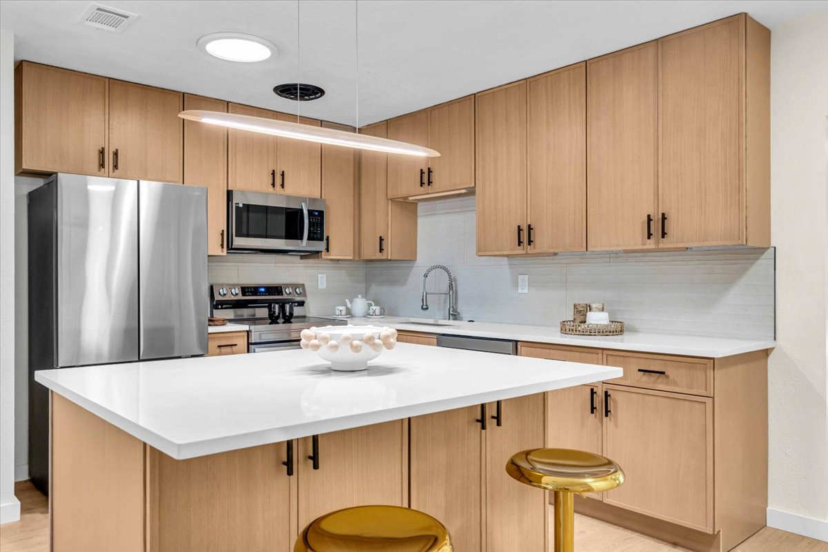 Oak Manor · interior view 5 of 15 · design by Laura Pinzón, Tampa FL