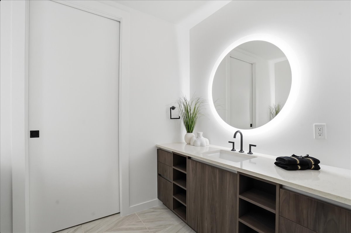 Skyline Collection · interior view 5 of 47 · design by Laura Pinzón, Tampa FL