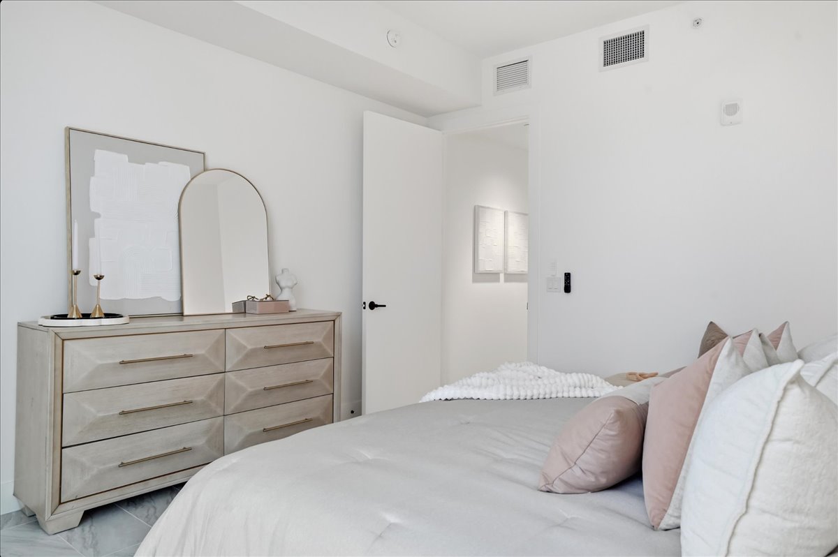 Skyline Collection · interior view 9 of 47 · design by Laura Pinzón, Tampa FL