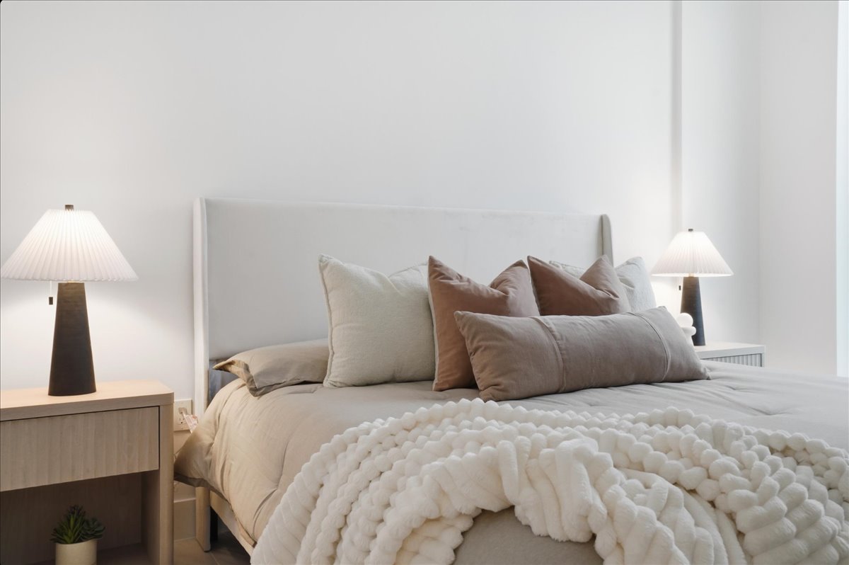 Skyline Collection · interior view 16 of 47 · design by Laura Pinzón, Tampa FL