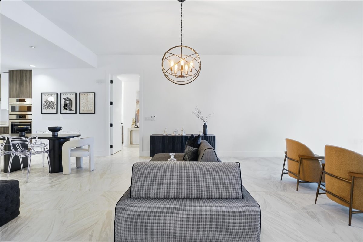 Skyline Collection · interior view 34 of 47 · design by Laura Pinzón, Tampa FL