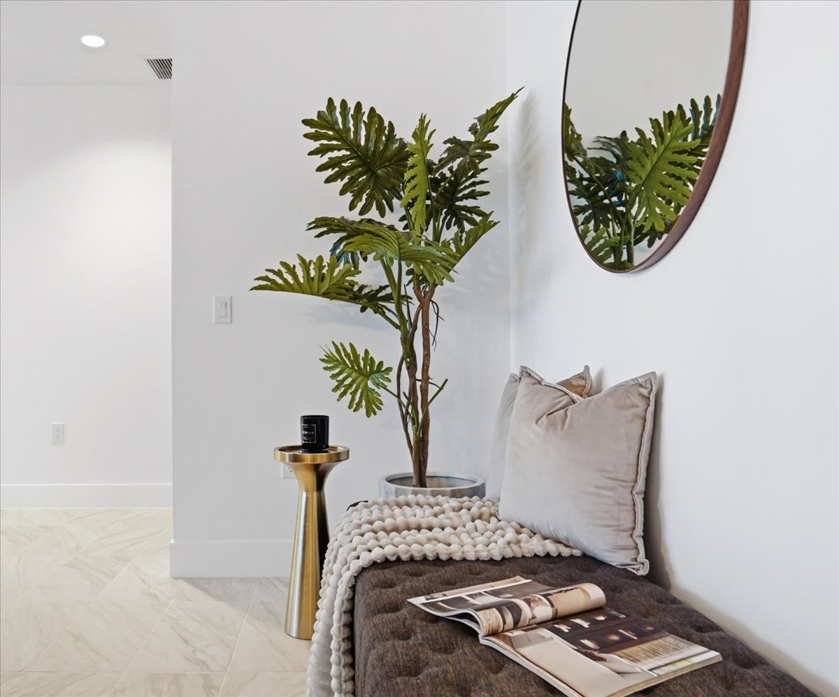 Skyline Collection · interior view 37 of 47 · design by Laura Pinzón, Tampa FL
