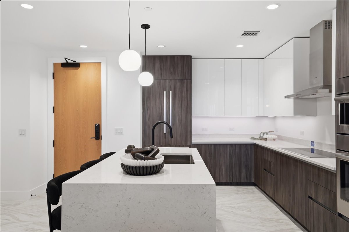 Skyline Collection · interior view 45 of 47 · design by Laura Pinzón, Tampa FL