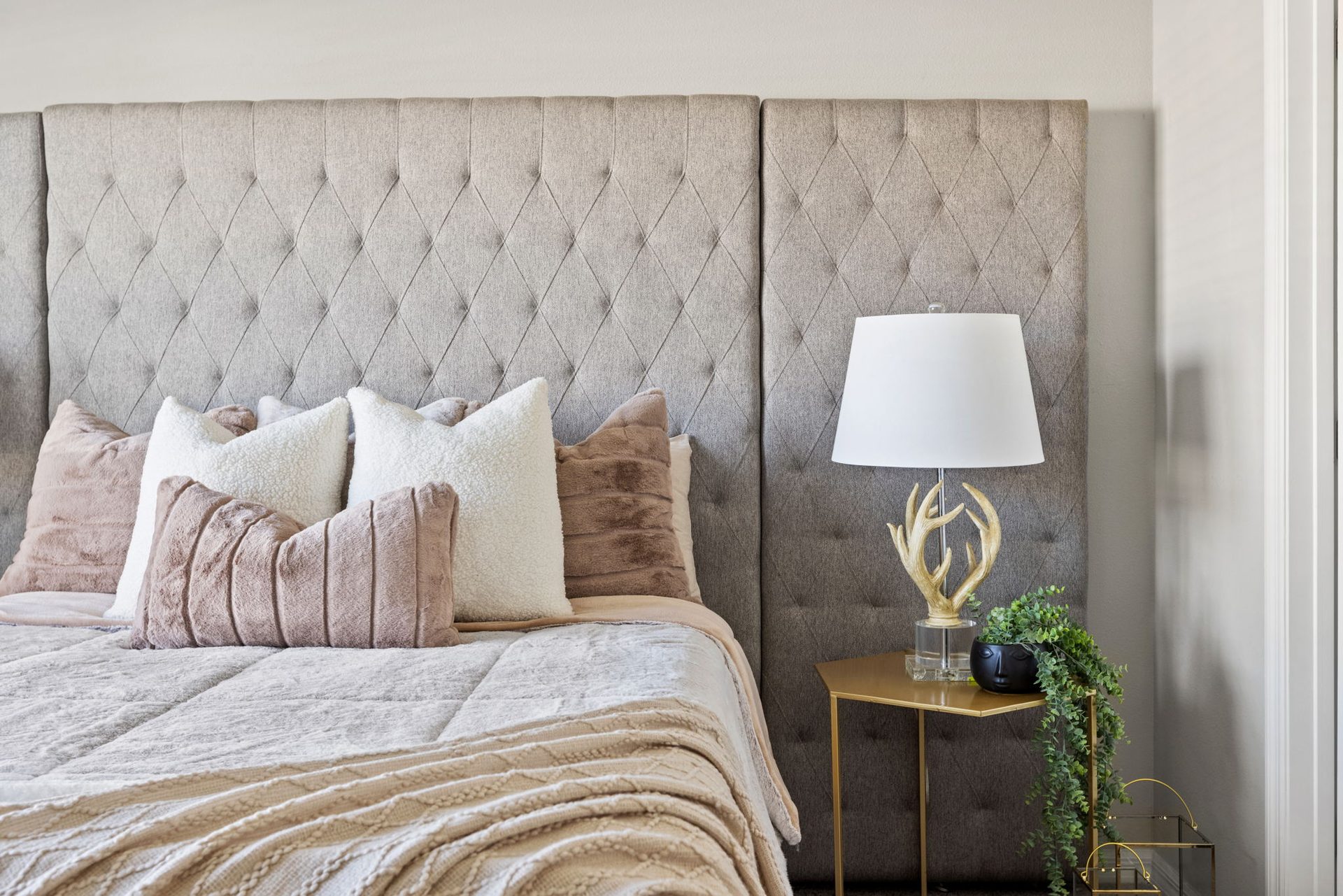 The Heights · interior view 13 of 15 · design by Laura Pinzón, Tampa FL