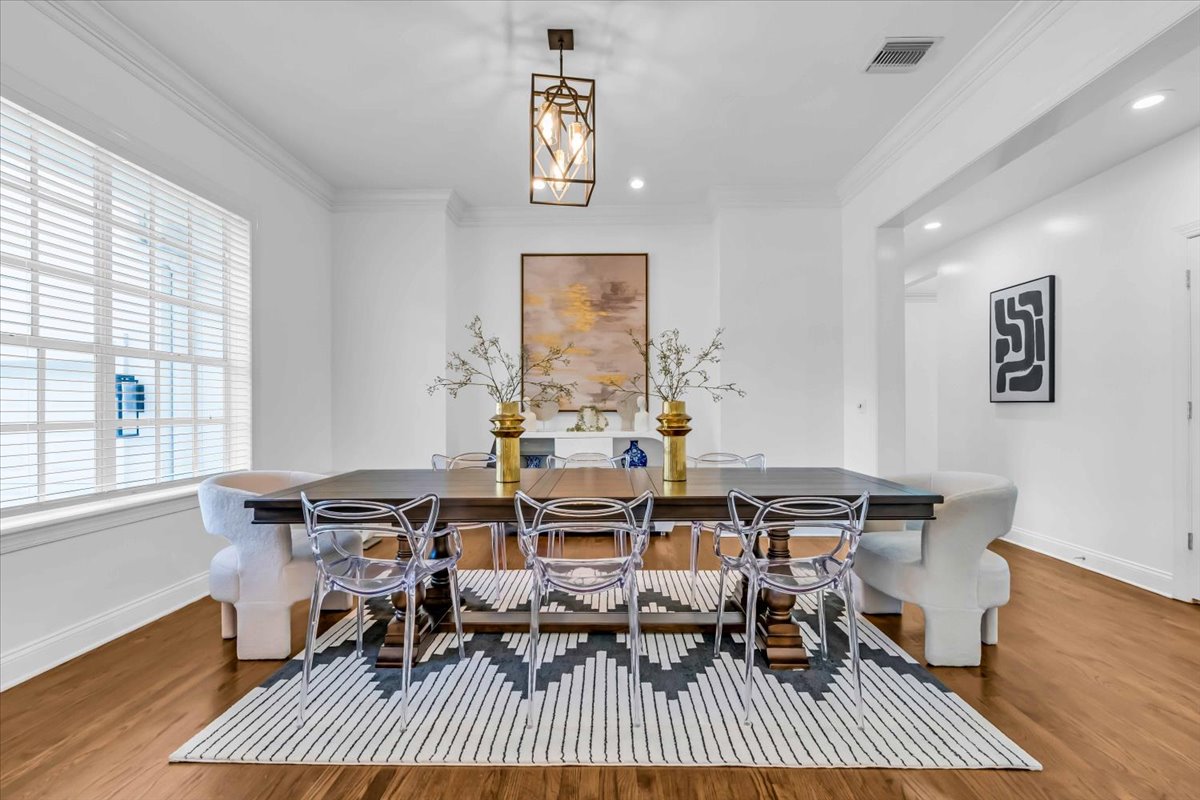 The Line House · interior view 2 of 31 · design by Laura Pinzón, Tampa FL