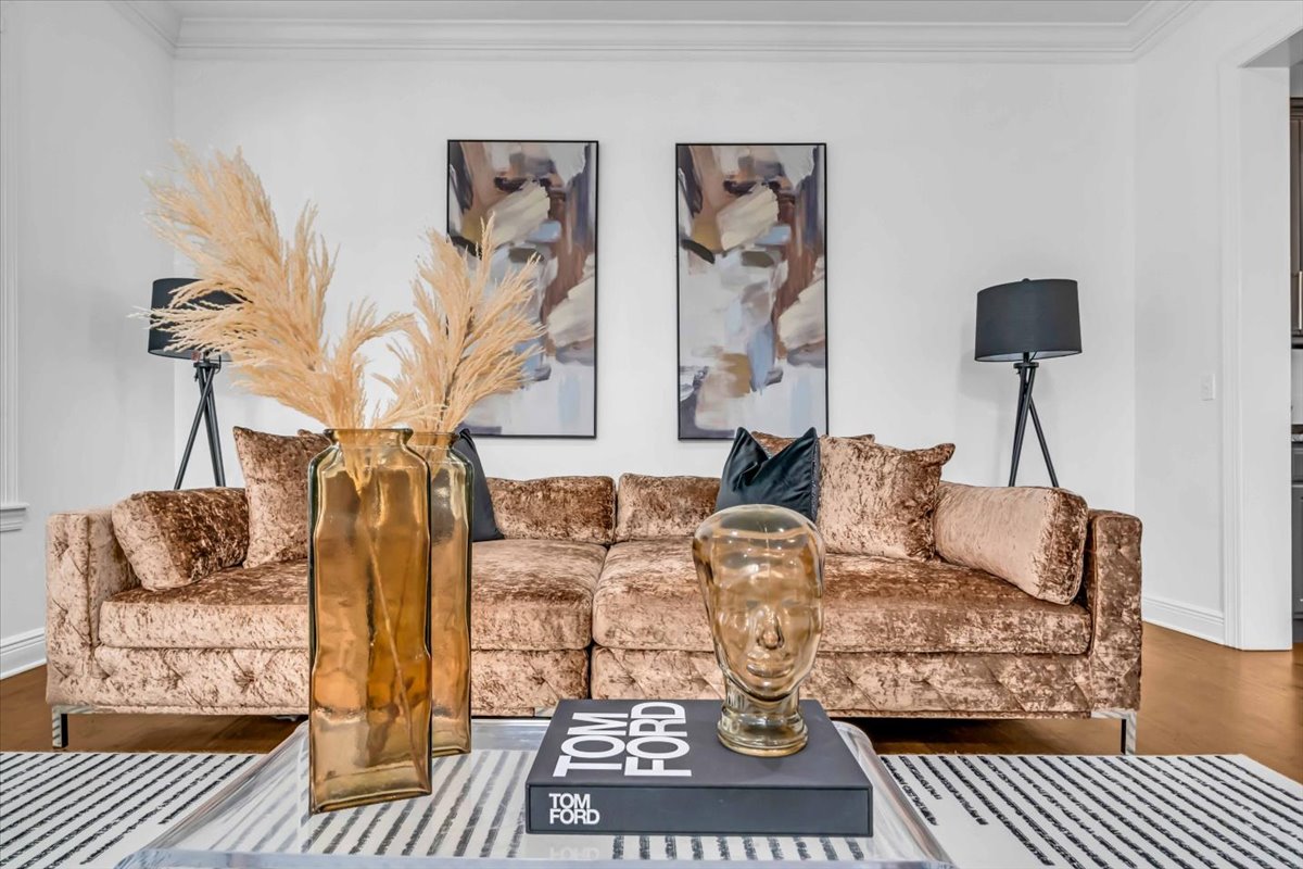 The Line House · interior view 18 of 31 · design by Laura Pinzón, Tampa FL