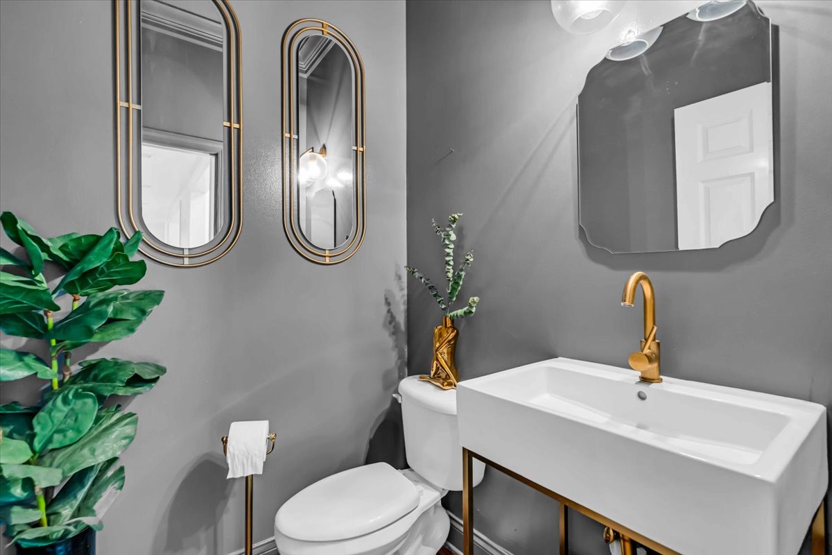 The Line House · interior view 26 of 31 · design by Laura Pinzón, Tampa FL